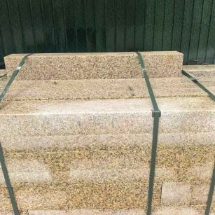 鄂尔多斯 黄金麻花岗岩石材机切面栏杆料半成品