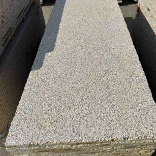 鄂尔多斯 黄金麻花岗岩荔枝面毛板，半成品