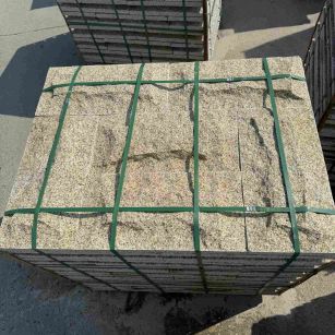 鄂尔多斯 黄金麻花岗岩石材自然面蘑菇石成品