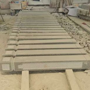 鄂尔多斯 芝麻白异形加工雕刻-栏杆大柱，方柱