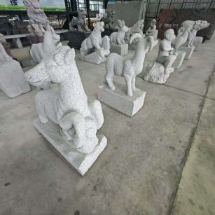 鄂尔多斯 芝麻白花岗岩造型立体雕刻——十二生肖