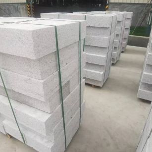 鄂尔多斯 白麻花岗岩路沿石，立缘石，平缘石，路牙石，道牙石，马路牙子等