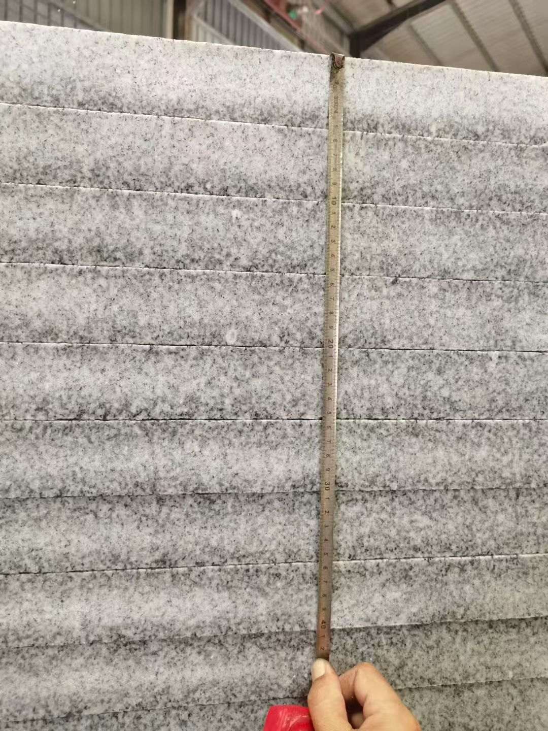 鄂尔多斯 芝麻白火烧成品厚薄均匀，B料价格接近A料质量