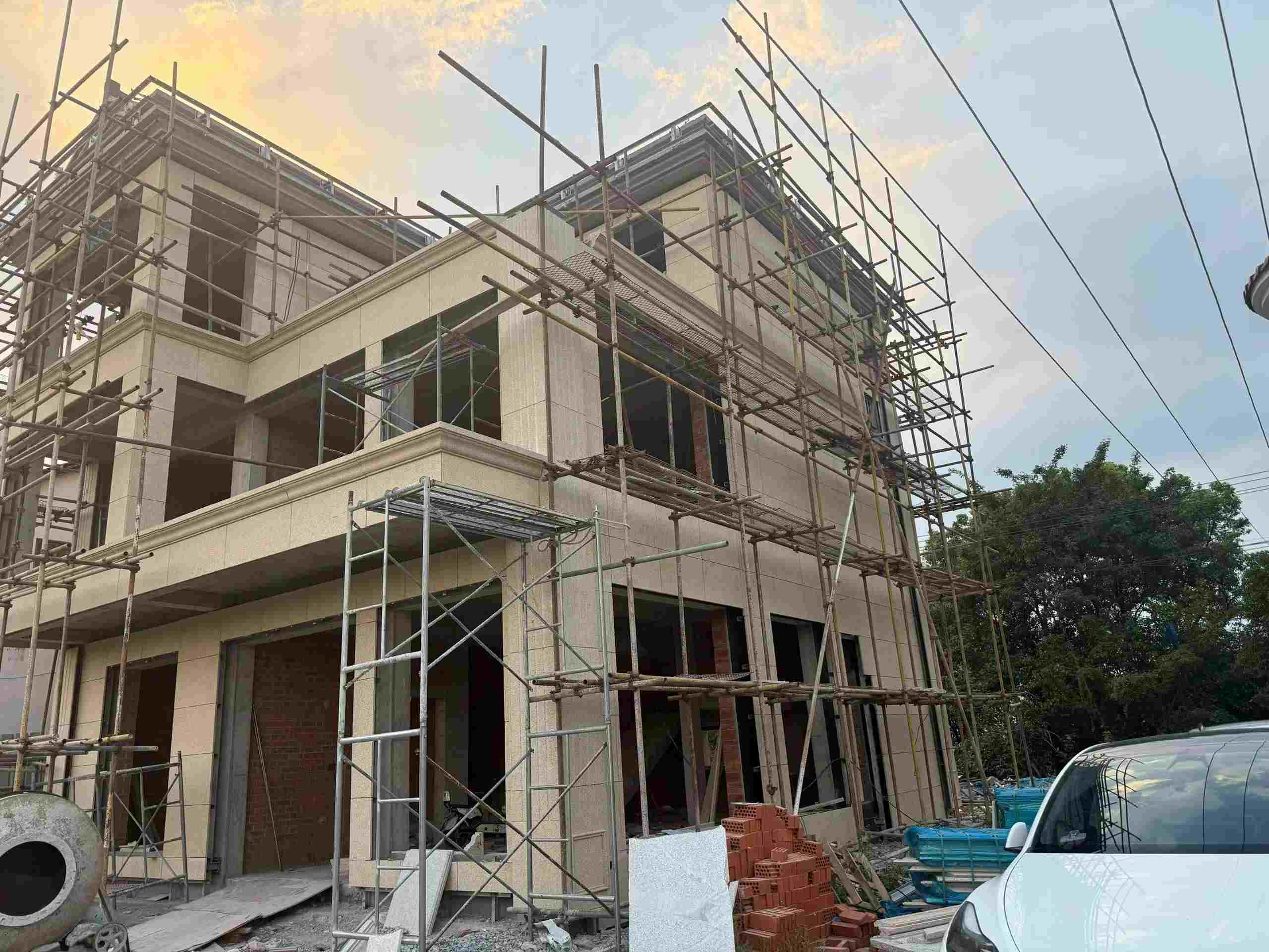 鄂尔多斯 黄金麻荔枝面花岗岩外墙干挂