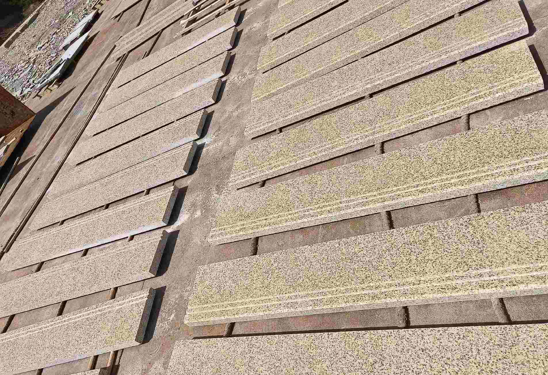 鄂尔多斯 黄金麻花岗岩光面楼梯踏步