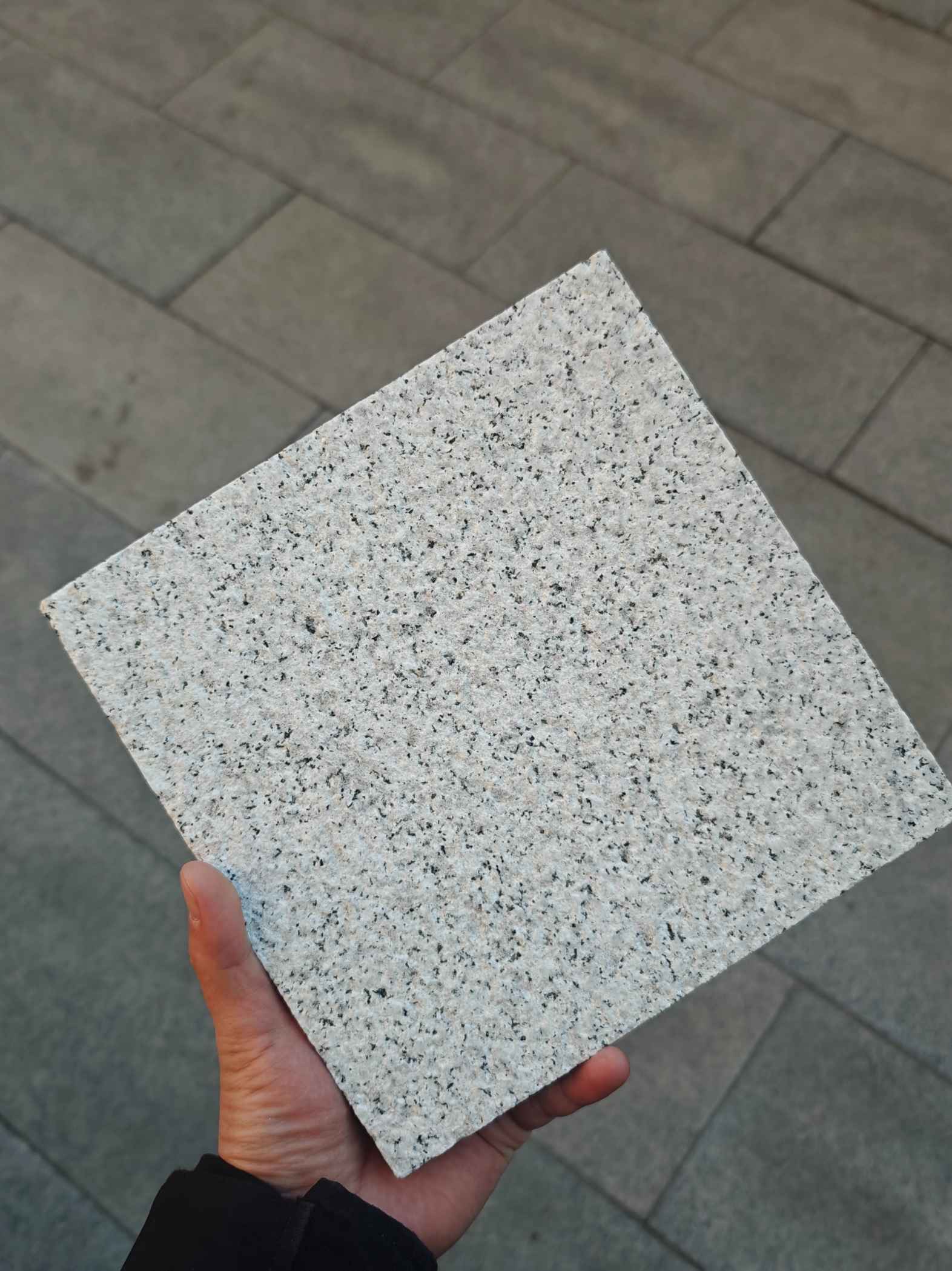 鄂尔多斯 白麻荔枝面花岗岩石材