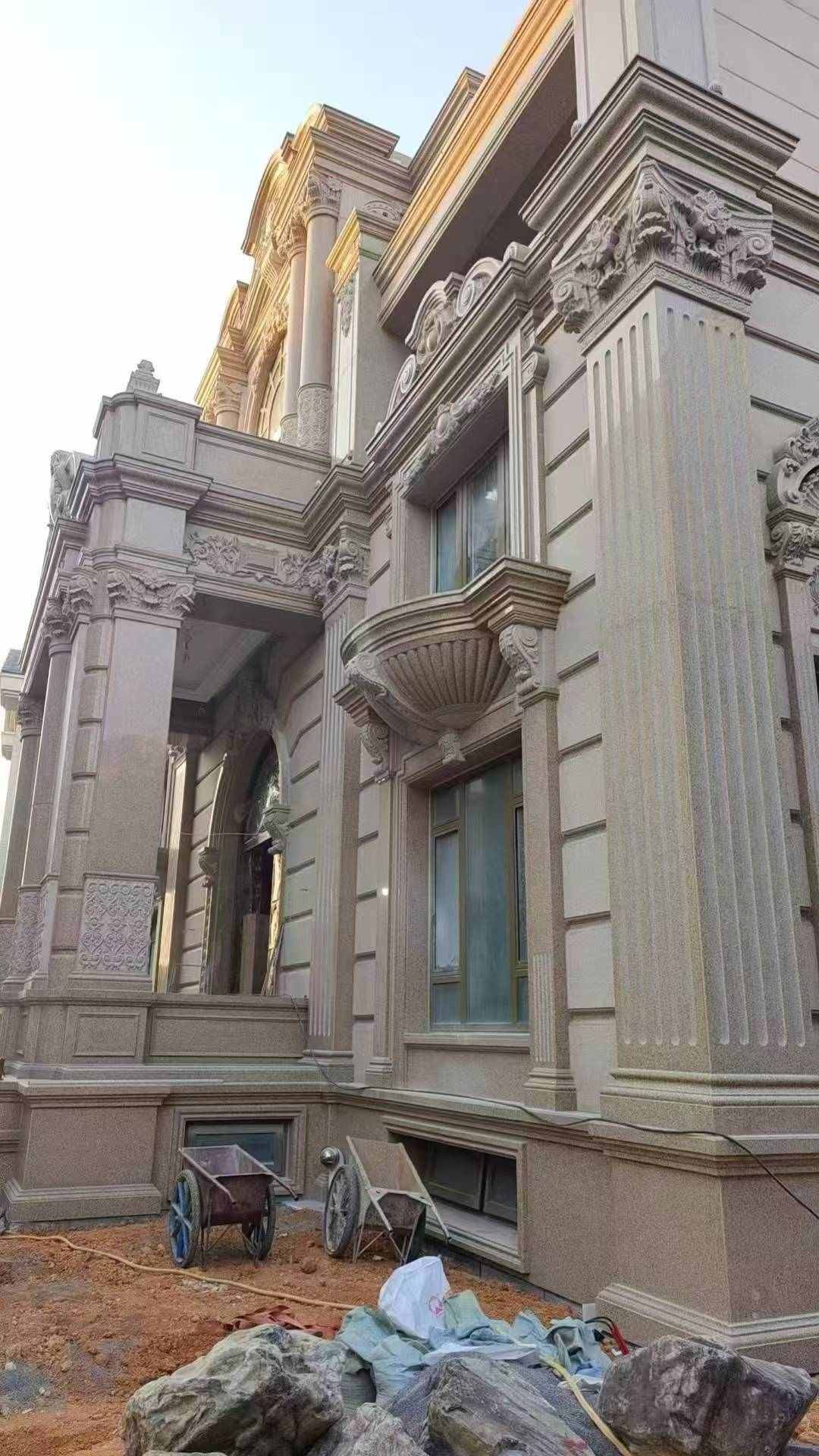 鄂尔多斯 黄金麻花岗岩光面别墅外墙干挂施工完成