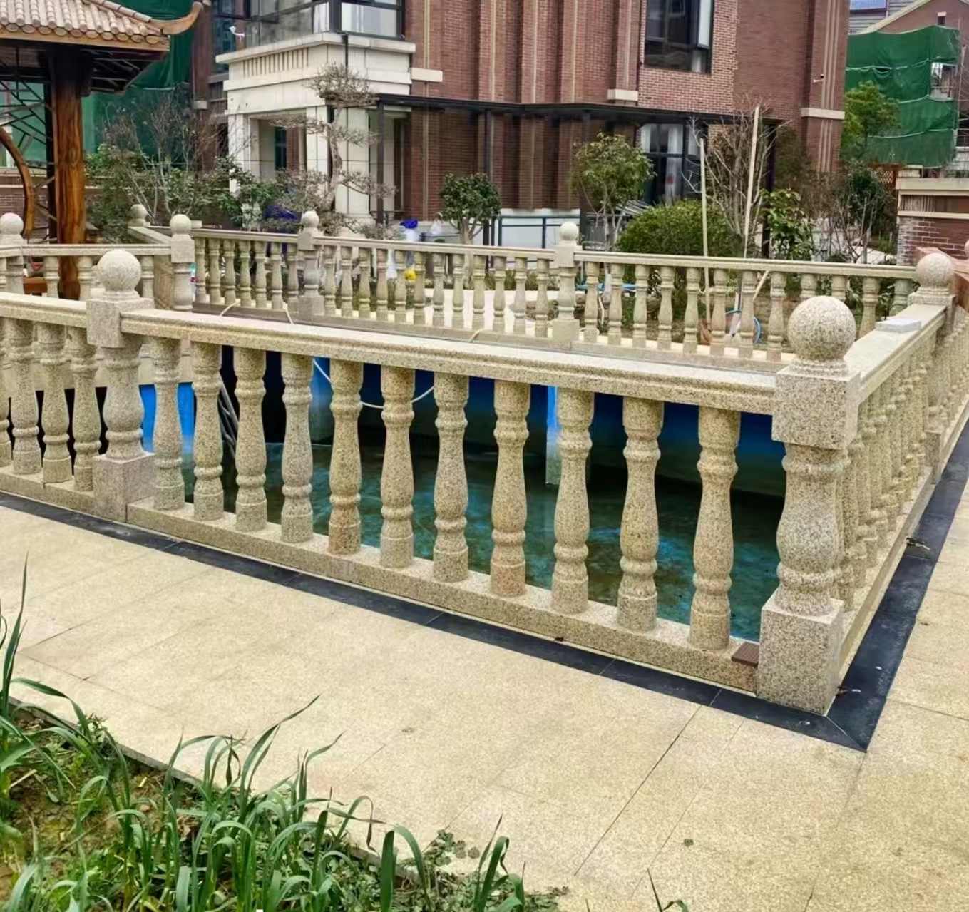 鄂尔多斯黄金麻花岗岩石材栏杆，扶手，将军柱，花瓶柱