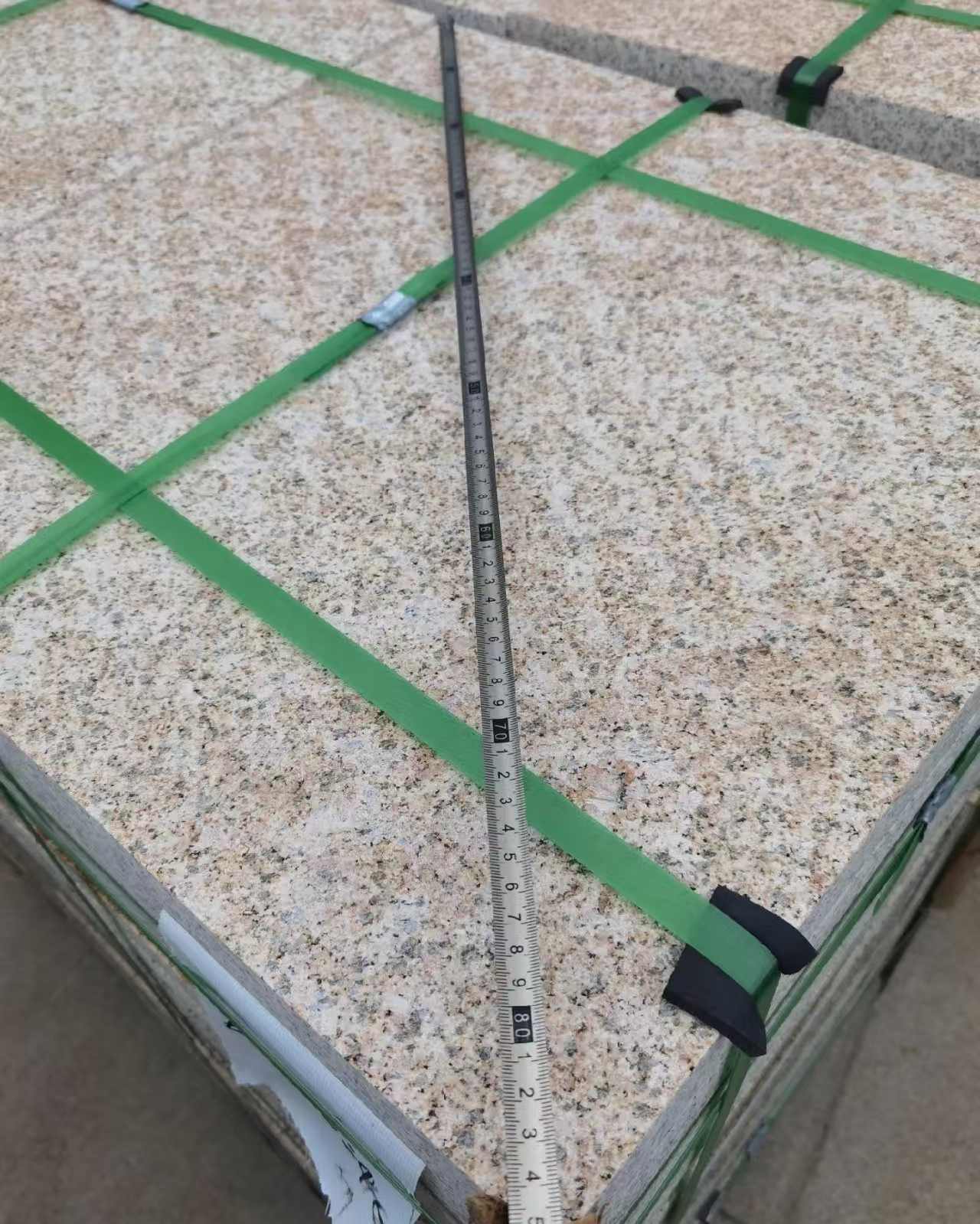 鄂尔多斯 黄金麻火烧面地铺石