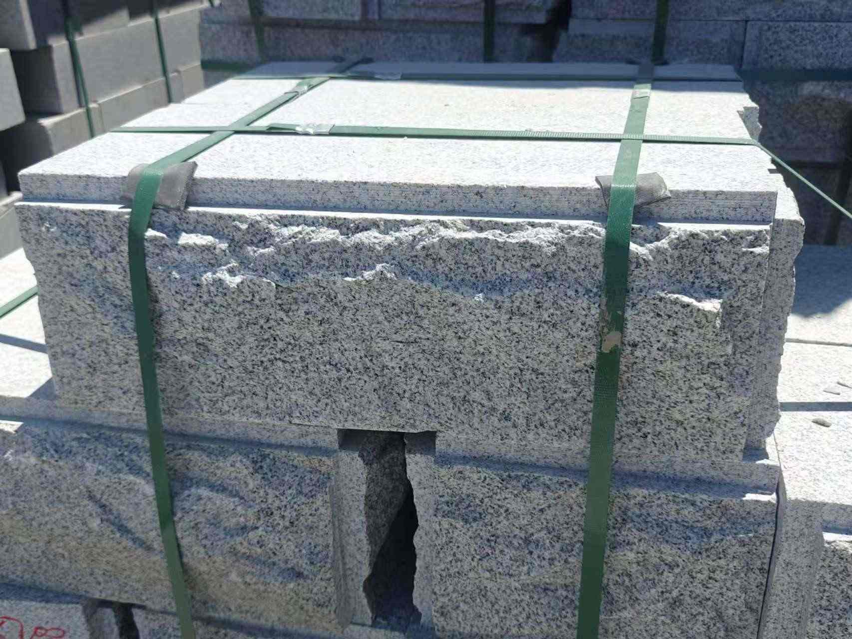 鄂尔多斯 芝麻白花岗岩自然面成品