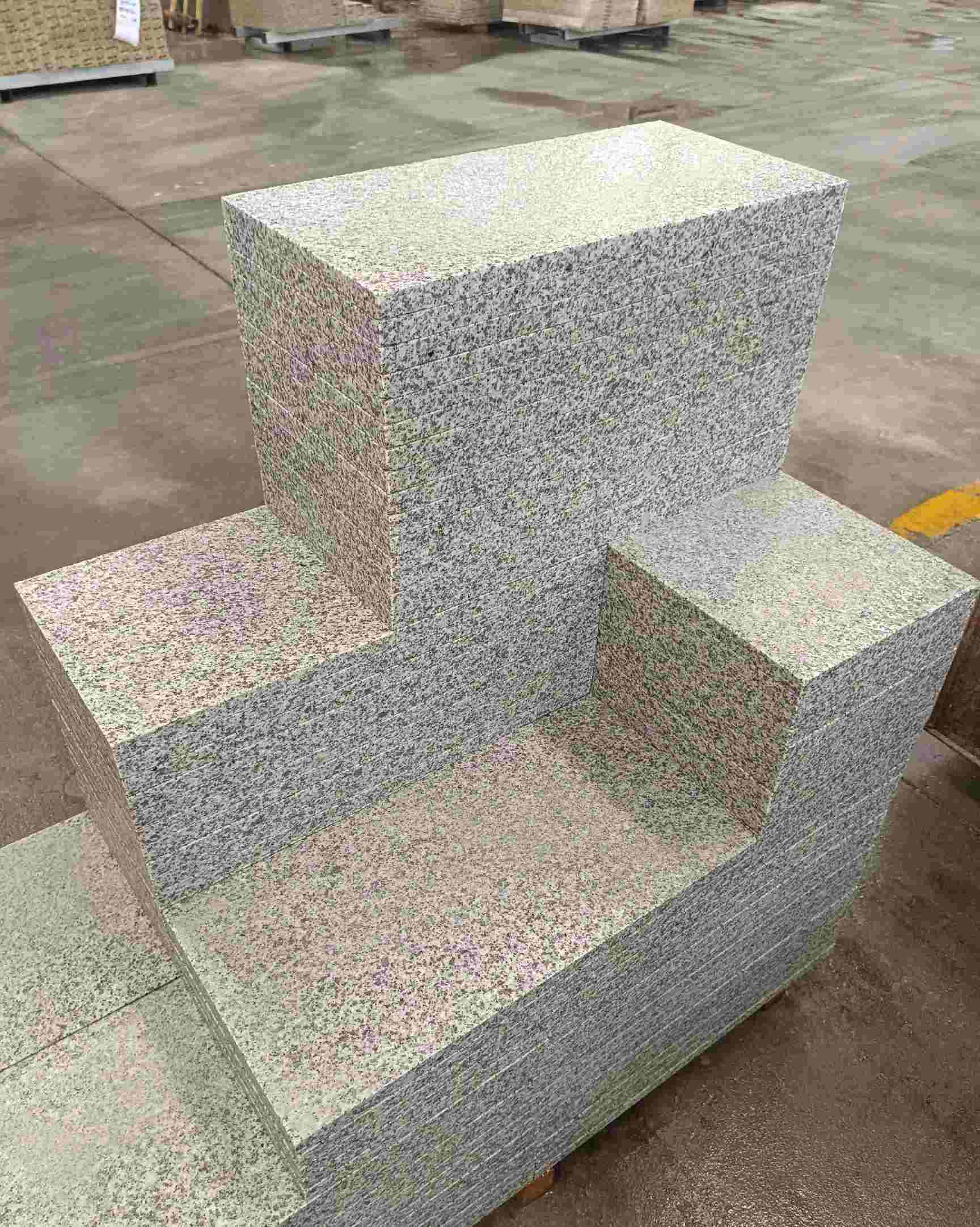 鄂尔多斯 白麻花岗岩荔枝面地铺石