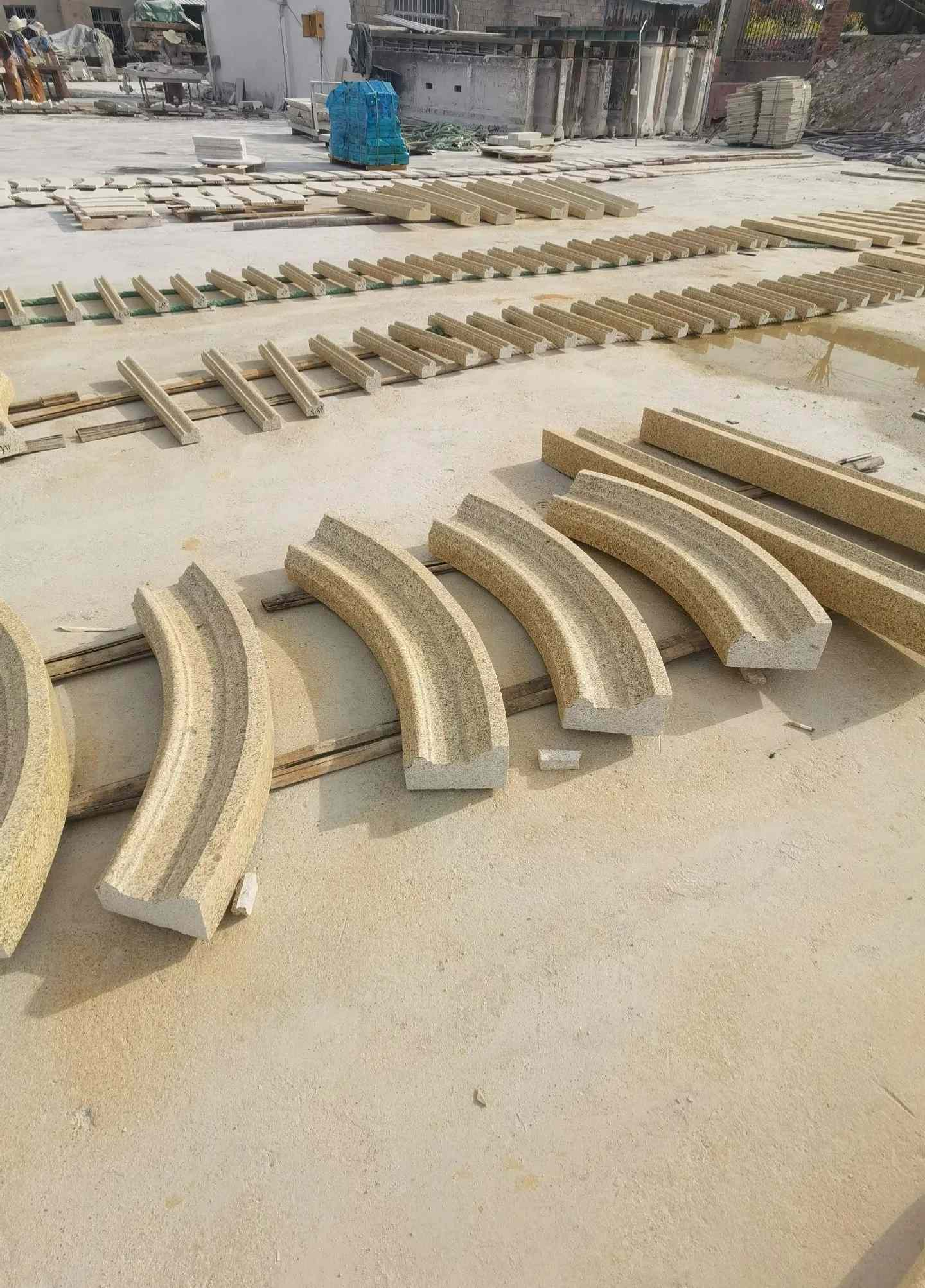 鄂尔多斯 黄金麻花岗岩别墅线条